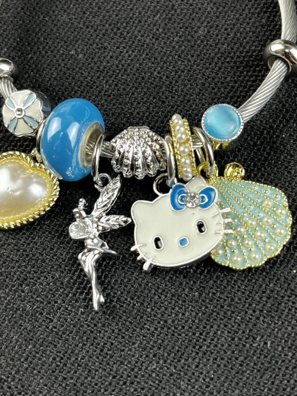 Blue Hello Kitty Bracelet cute - Picture 4 of 4